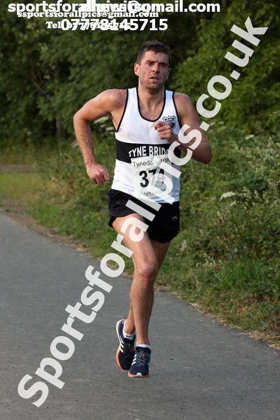 Tynedale 10k Road Race, Ovington to Low Prudhoe. Photo: David T. Hewitson/Sports for All Pics
